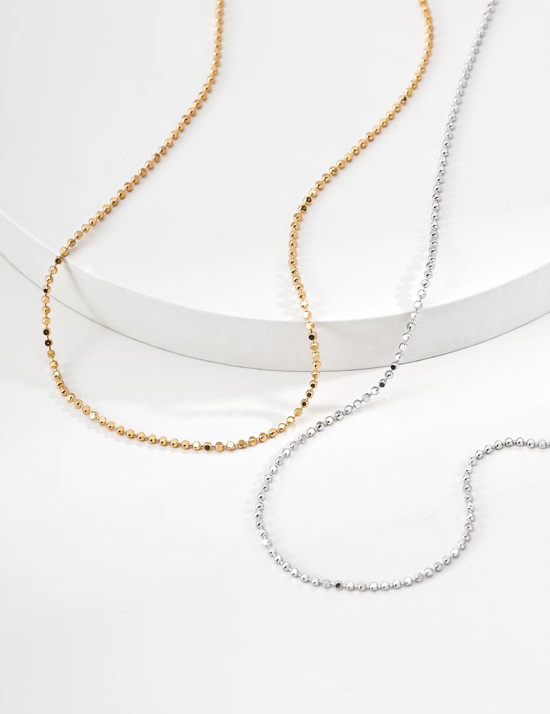 Facet Glow Chain Necklace
