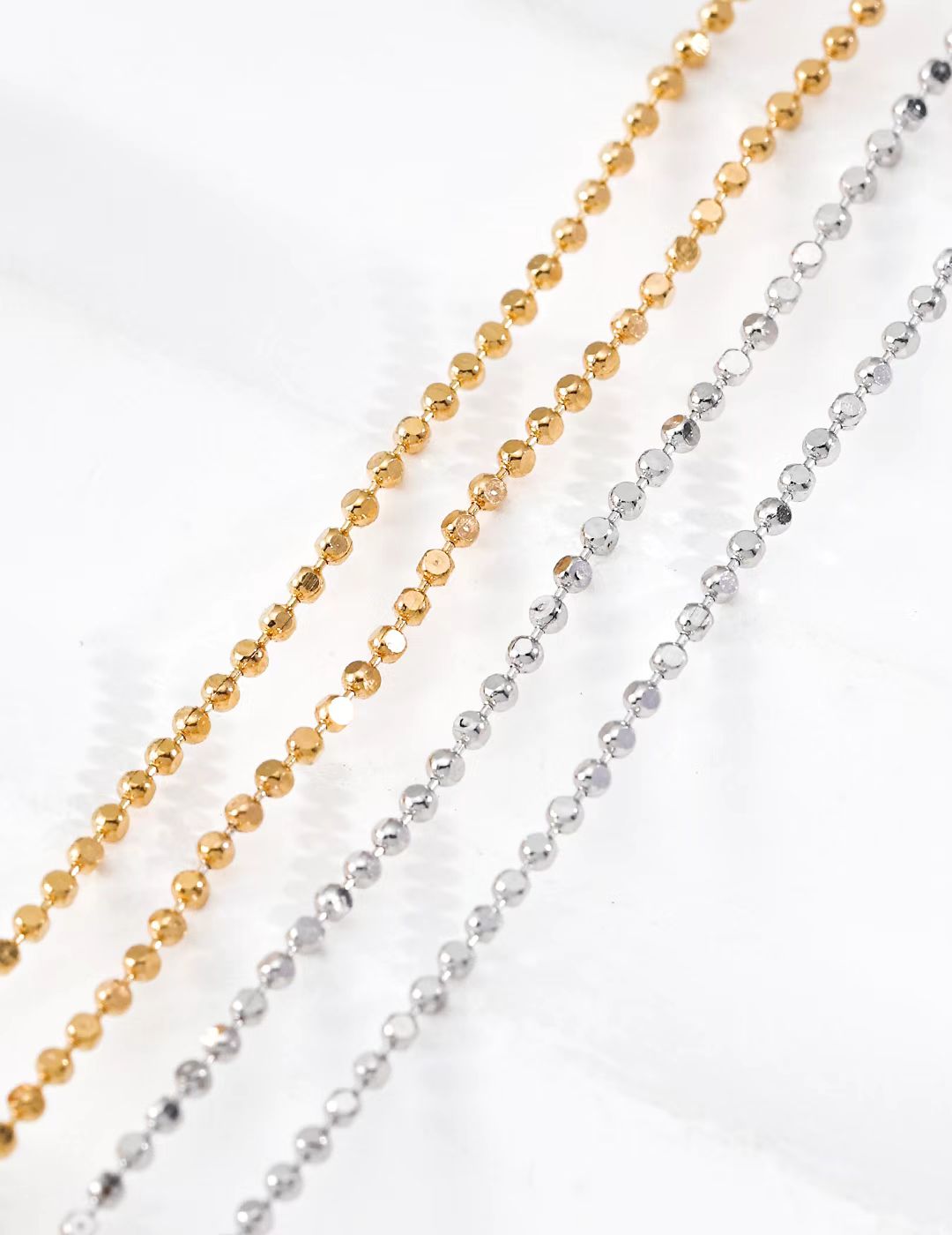 Facet Glow Chain Necklace